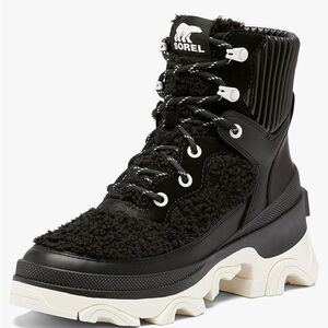 Like new Sorel Black and White Chunky Brex Boots